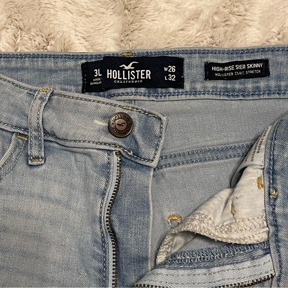 Hollister Jeans